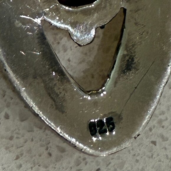 925 Sterling Silver Filigree Pendant with Synthetic Ruby - Picture 5 of 6